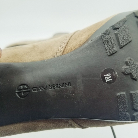 Giani Bernini Brown Tan Leather Suede Ankle Heeled Booties - size 9 - Picture 7 of 16